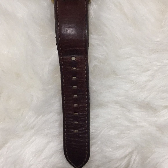 Michael Kors Leather Watch - Picture 5 of 5